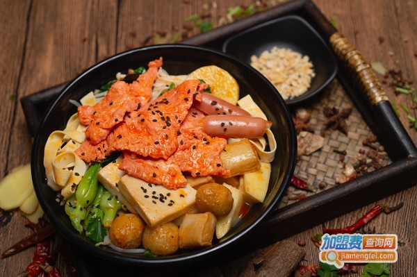 辣壹桶干拌冒菜加盟费