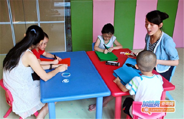 瑞贝特教育加盟费