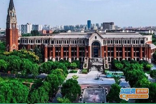 芳草地教育加盟费