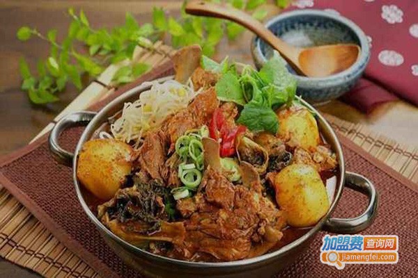 胖大叔脊骨土豆锅加盟门店
