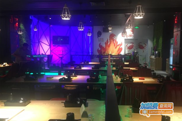 魔辣肉蟹煲加盟费