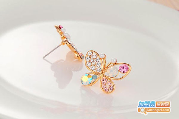 四季美饰品加盟门店