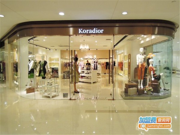 苛莱蒂尔女装加盟费