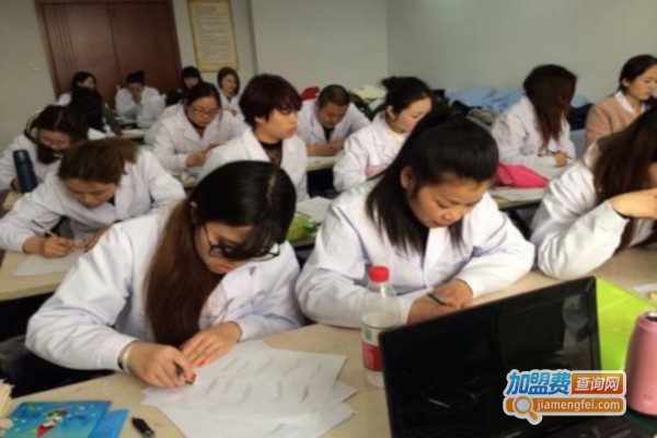 媚博士纹绣培训加盟费