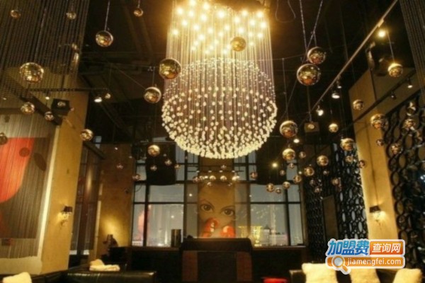 富仕通灯饰加盟店