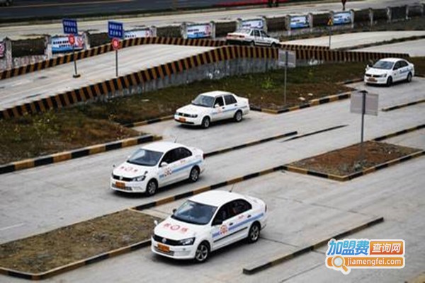 春秋学车旗忠驾校加盟门店