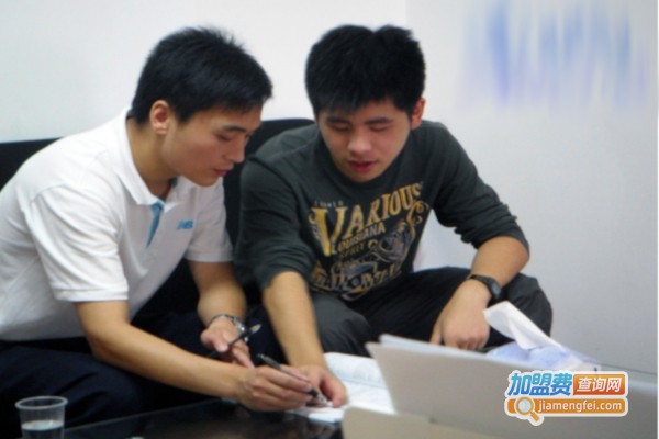 聚招教育加盟费