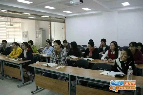 宝轩硕达教育加盟费