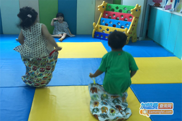 利兰·简早教加盟费