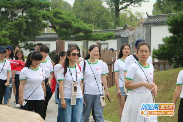 三学堂教育加盟费