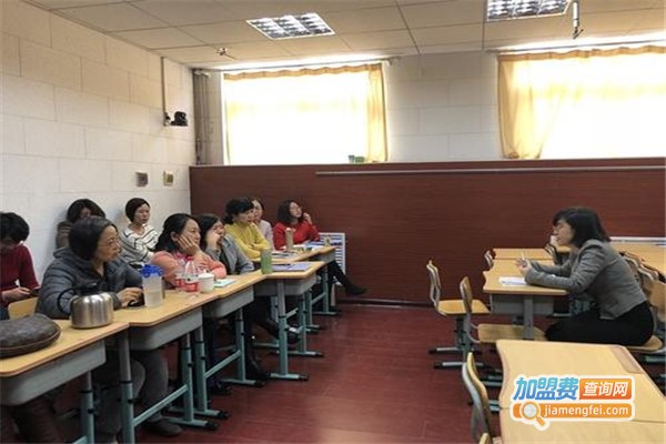 卓群教育加盟费