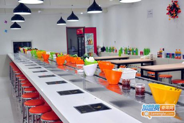 旋转麻辣烫连锁店加盟