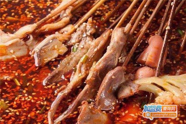 渝老练串串香加盟费