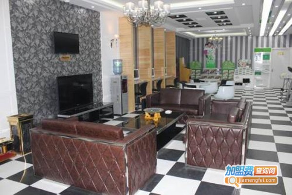 黑白格汽车美容加盟费