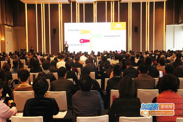 丹尼乔留学教育加盟