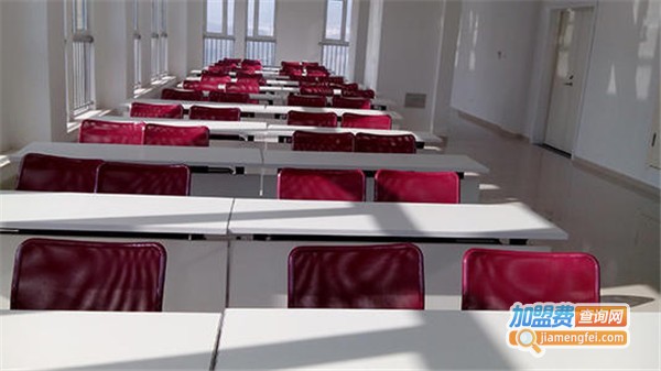 毅柏教育培训加盟费