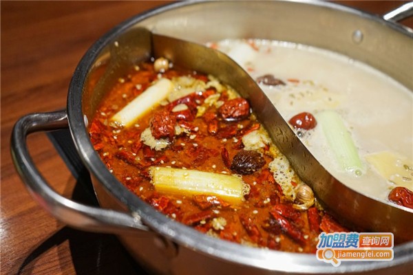 重庆坝坝老火锅加盟费