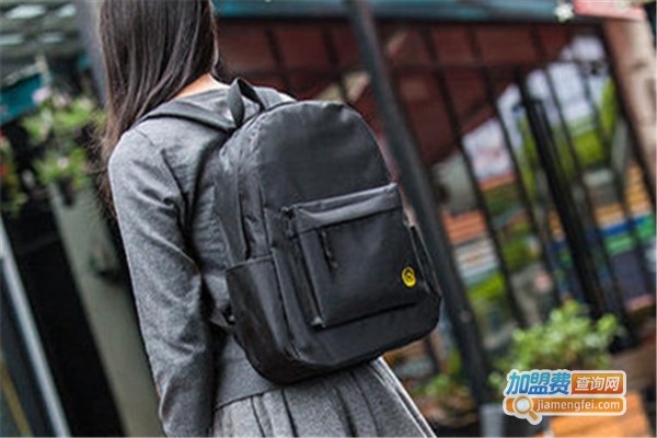 新炬鑫包袋加盟费