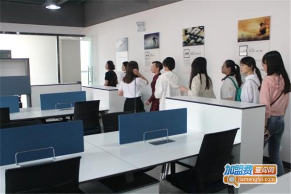 格林威外语培训加盟费