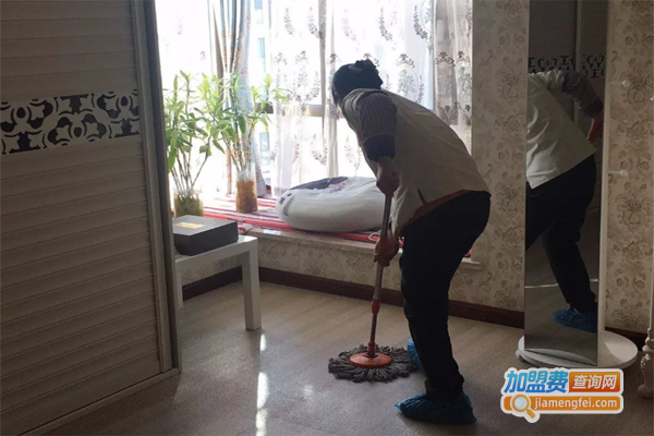 阿依家政加盟费