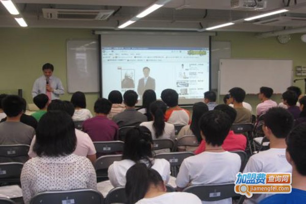 环球资优教育加盟费