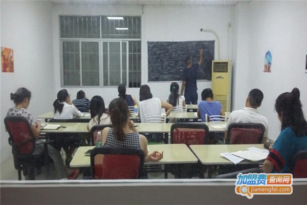 巴南美加英语加盟费