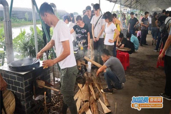 夺标拓展教育加盟费