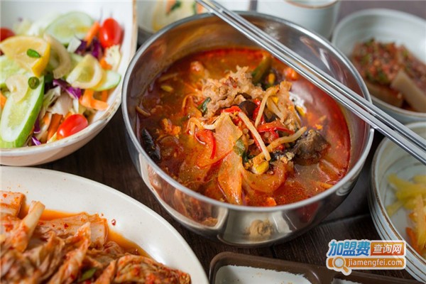 麦汇时尚冒菜加盟费