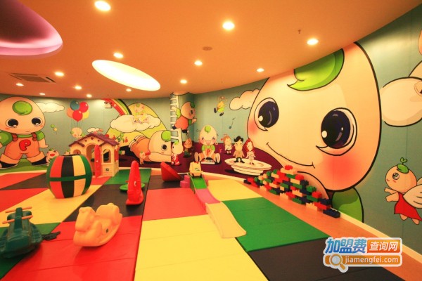 小糖果早教中心加盟店