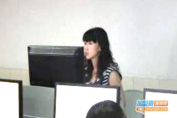 盈辉科创技术培训加盟费