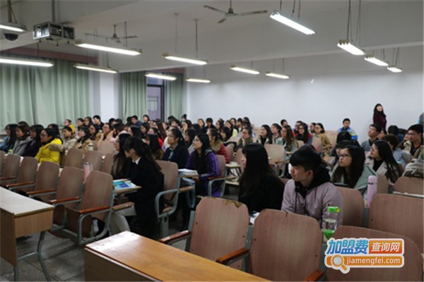 东升教育中心加盟费