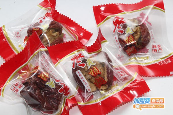 在一起零食加盟门店