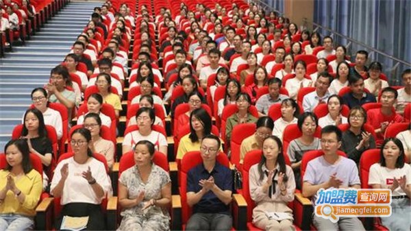 千秋业教育加盟费