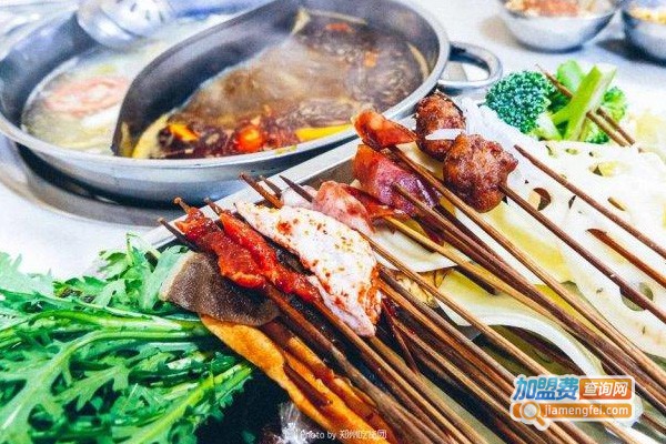 鲜上鲜串串香加盟费