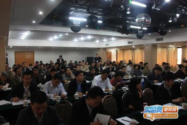 众诚职业培训加盟费