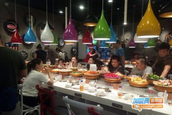 涮响自助回转火锅百汇加盟费