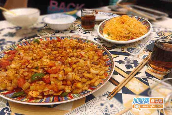 慕士塔格餐厅加盟门店