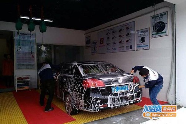 车佰汇汽车美容加盟费