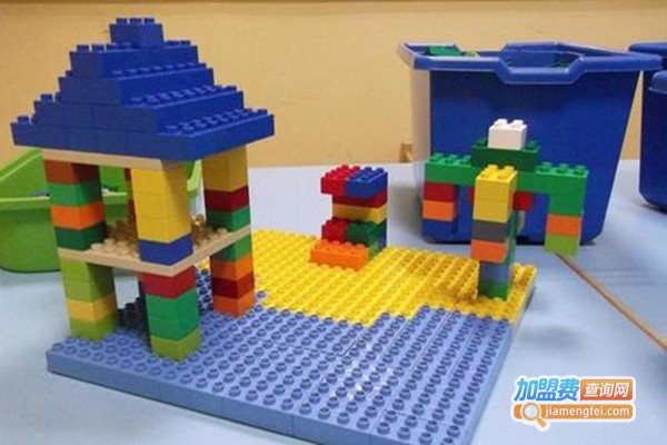 韩纳乐高机器人教育加盟费