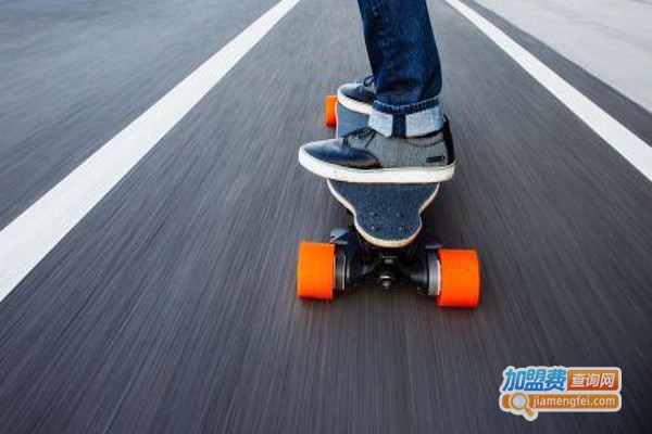 爱大王里滑板加盟费