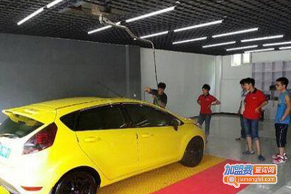 爱车人汽车美容加盟费