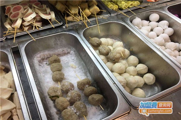 华佬自助麻辣烫加盟费