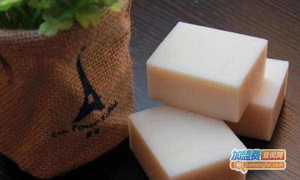 飞辰手工皂加盟费