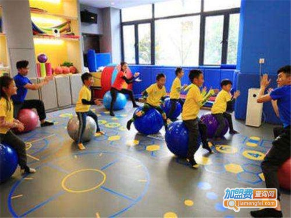 疯马儿童馆体适能加盟