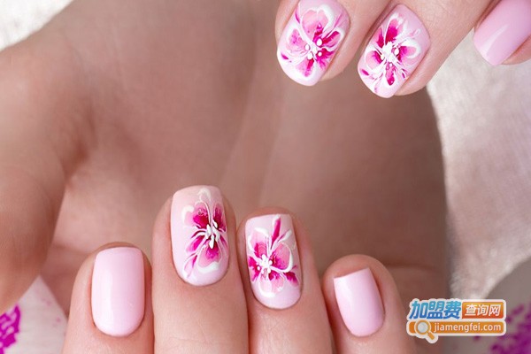 紫美荟美甲加盟费