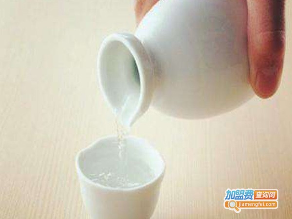 傅潭白酒