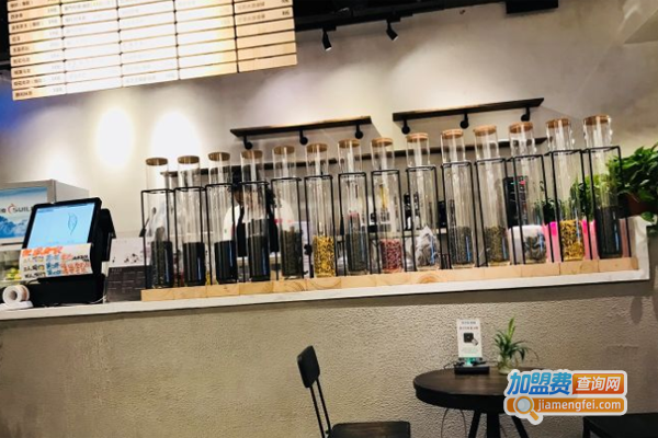 等茶热麦加盟费