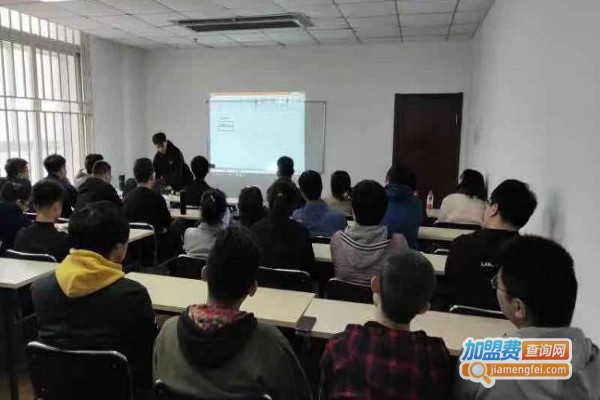 爱尚教育培训加盟