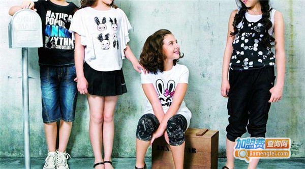 十二喜童装加盟费