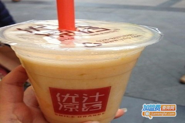 优汁凉品奶茶加盟门店